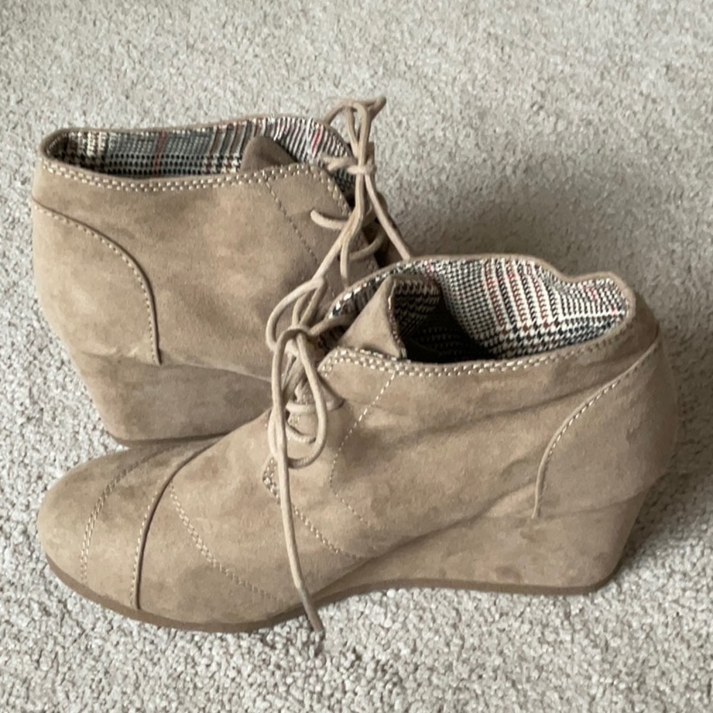 Tan Suede Wedged Ankle Boots US Size 7